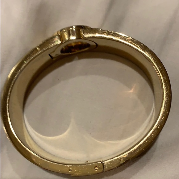 Michael Kors Tortoise Shell Cuff - Picture 4 of 8